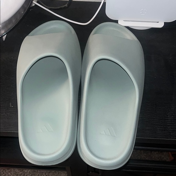Men's Yeezy Slide - Light blue - Picture 3 of 7